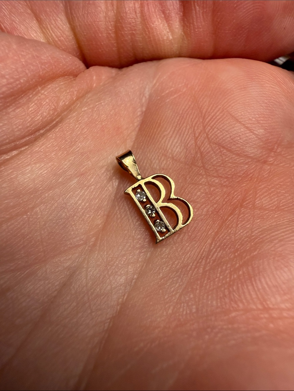 Initial B Letter Pendant Necklace in Gold with Diamond Accents